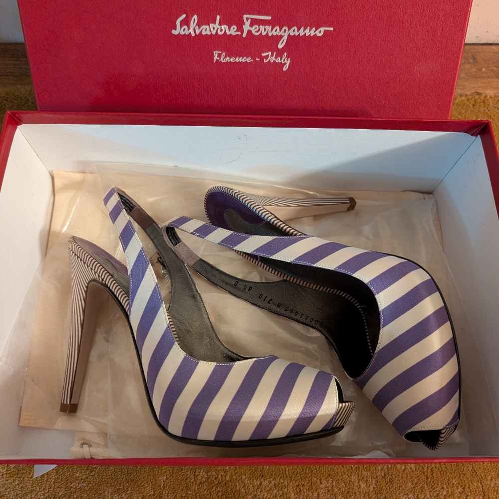 NIB Salvatore Ferragamo Fioretto Satin Purple Striped Slingback Pumps 8.5